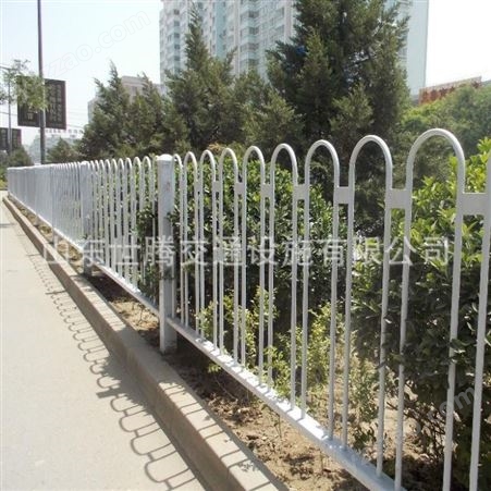 市政护栏 道路围栏厂家生产安装