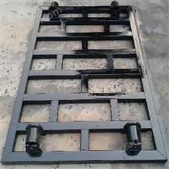 铁路施工运输用小平板车选用优质铸钢轮和型材焊接