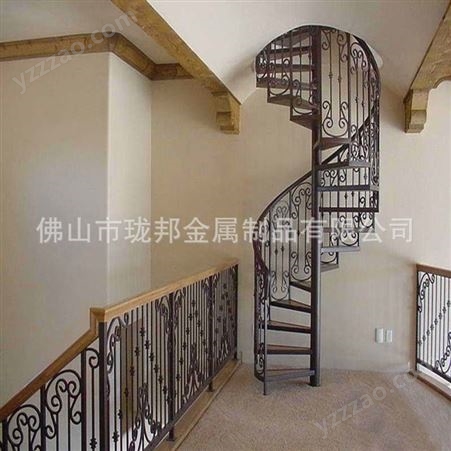 私家订制铁艺旋转楼梯室内阁楼旋转整体铁艺楼梯